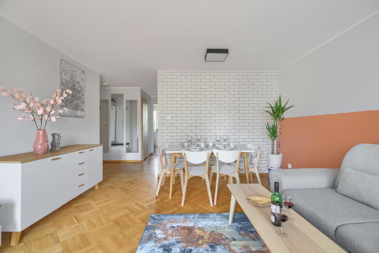 Family Center Spot Appartement Poznań Buitenkant foto