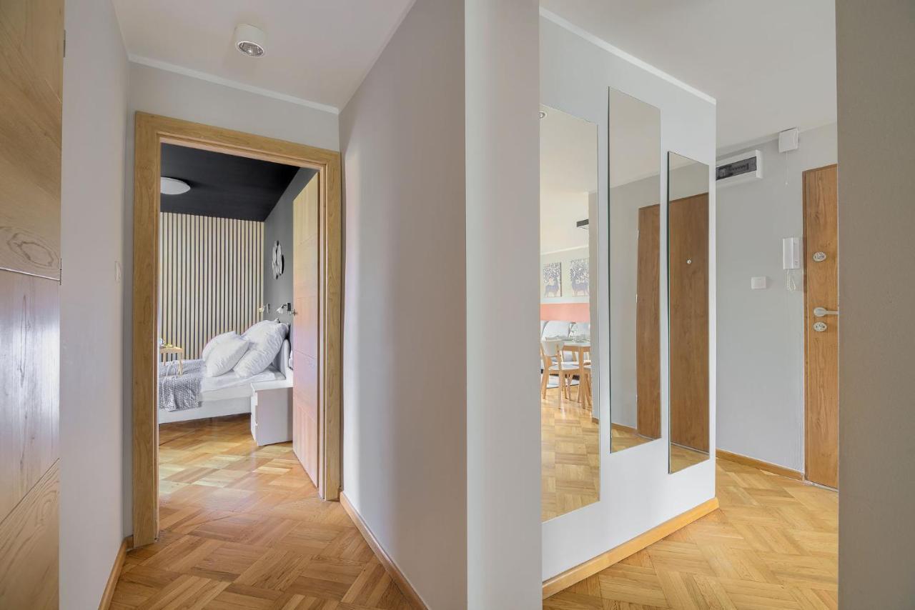 Family Center Spot Appartement Poznań Buitenkant foto